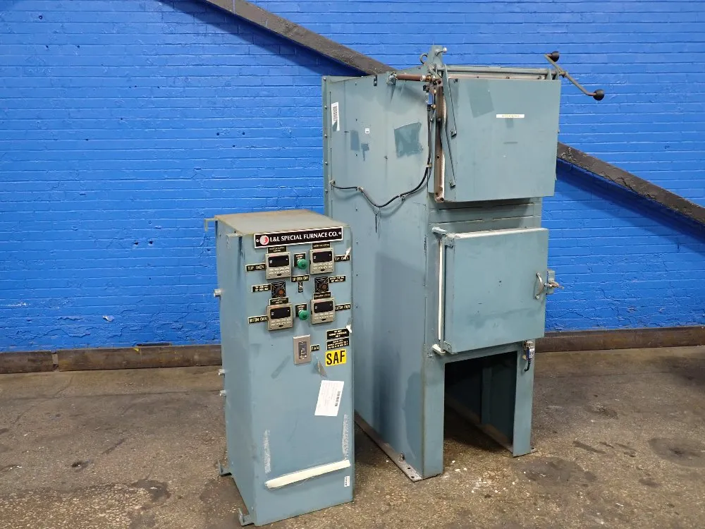 HEAT TREAT FURNACE W/ CONTROLLER