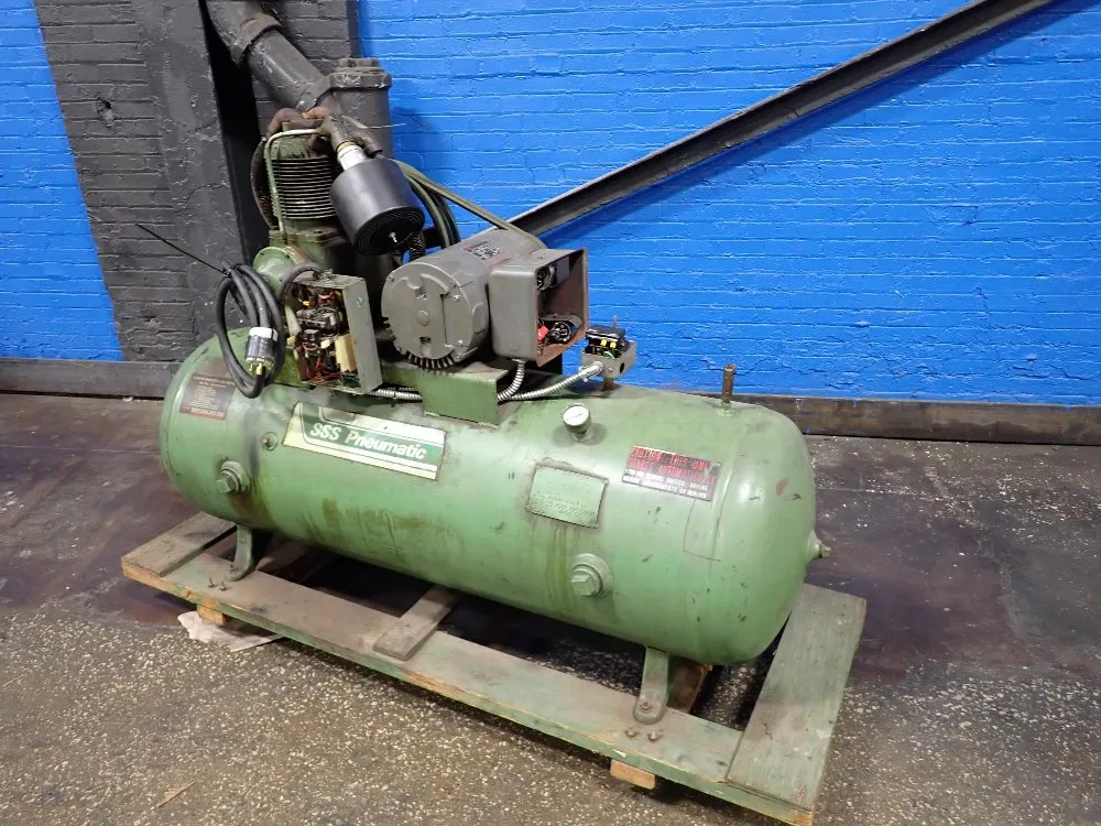 AIR COMPRESSOR