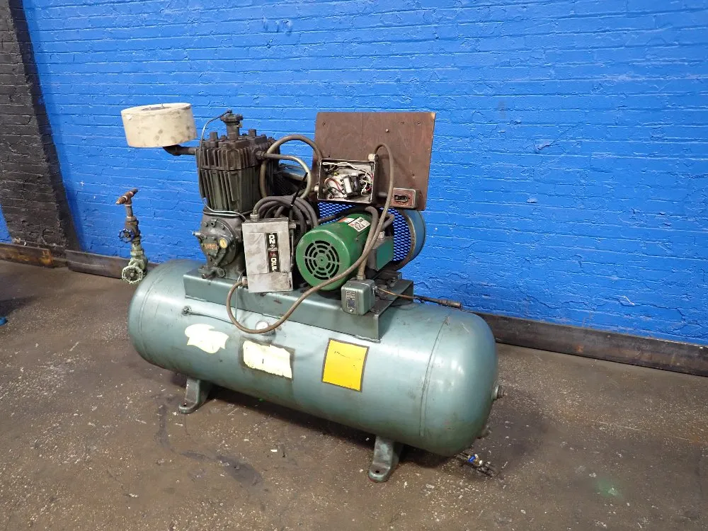 AIR COMPRESSOR