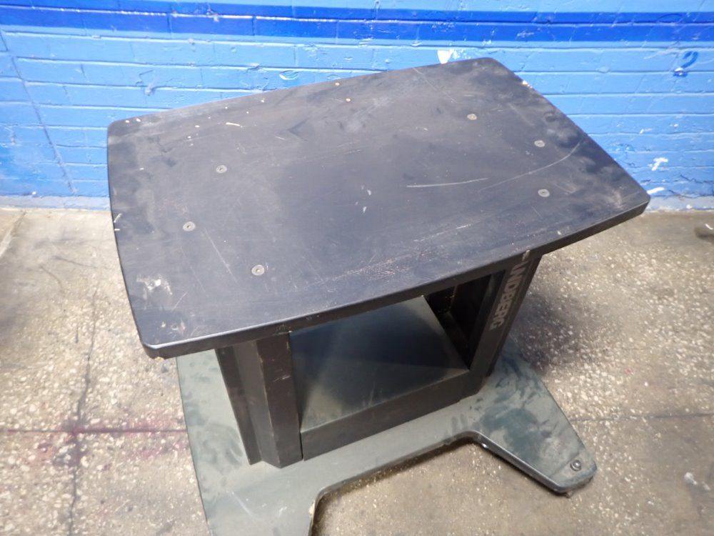 Tandberg Cart