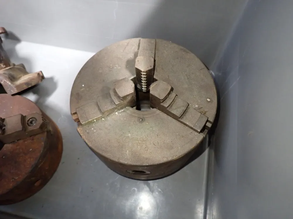  67 3 Jaw Chuck