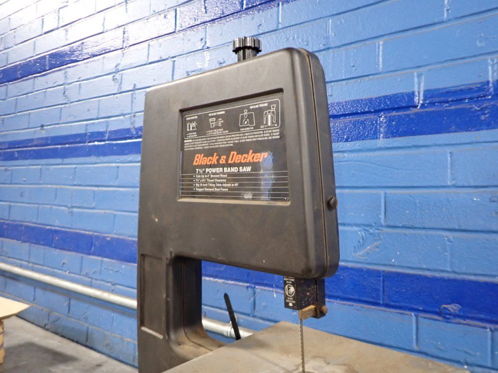 Black  Decker Vertical Band Saw