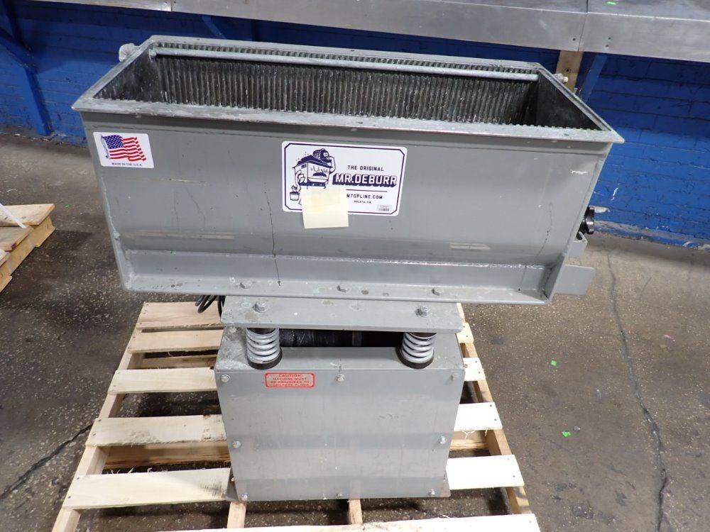 C  M Topline Vibratory Finisher