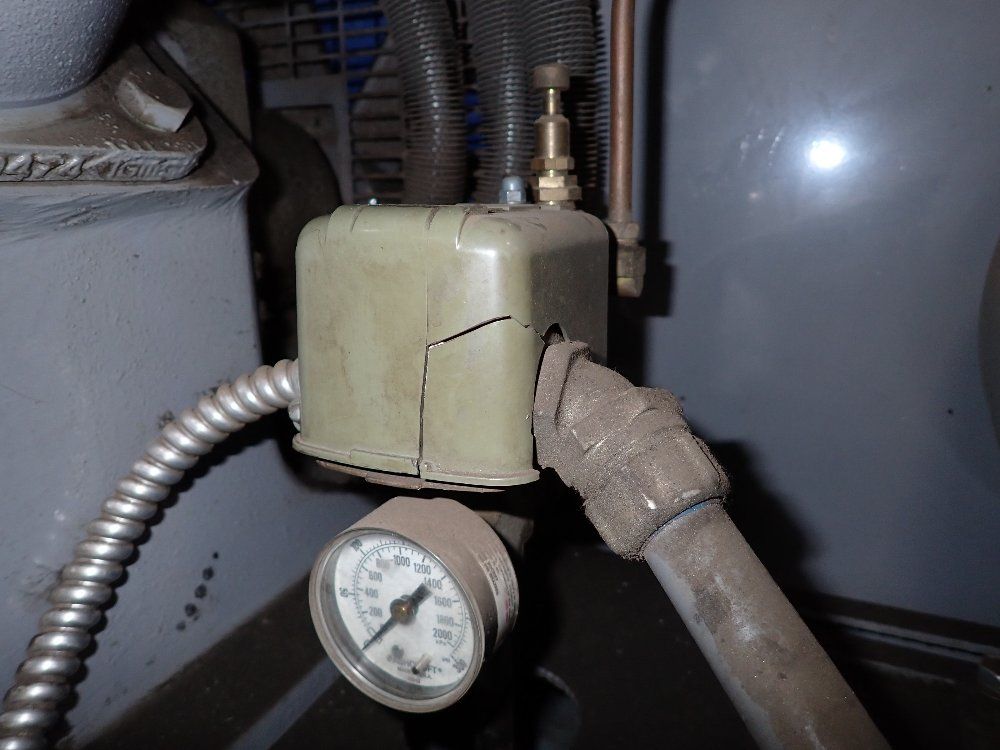 Ingersoll Rand Air Compressor