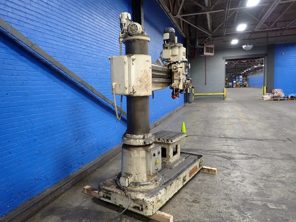 Hercules 1973 Hercules Radial Arm Drill