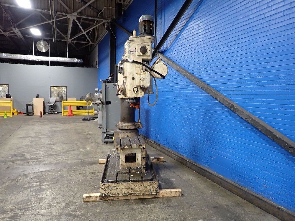 Hercules 1973 Hercules Radial Arm Drill