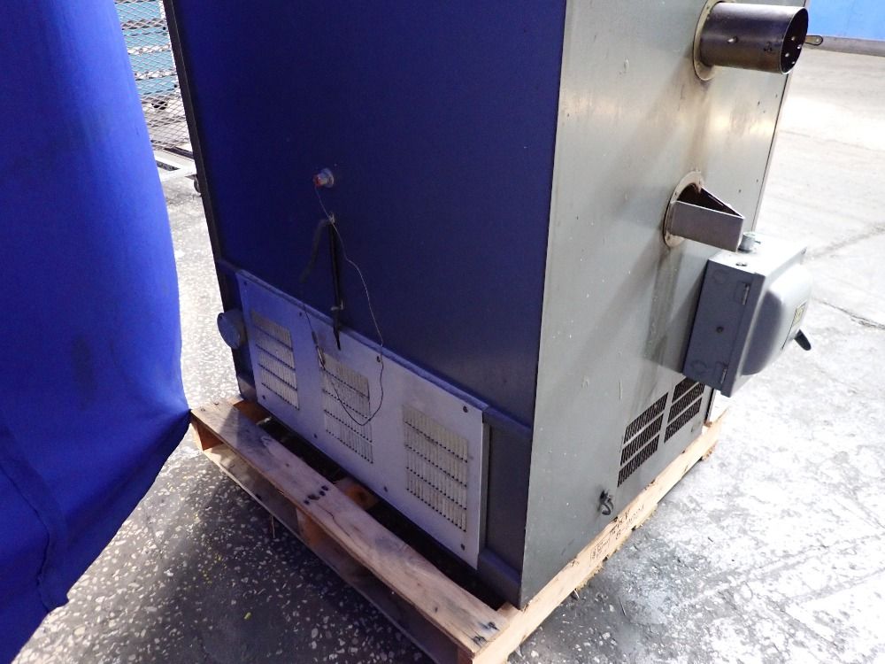 Blue M Oven
