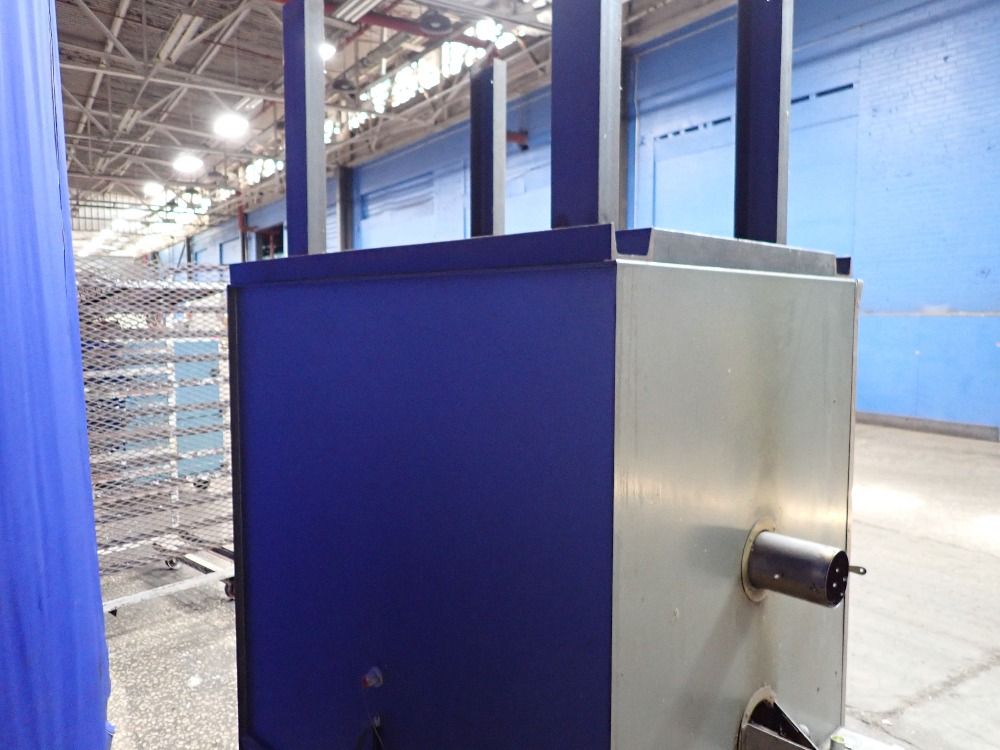 Blue M Oven