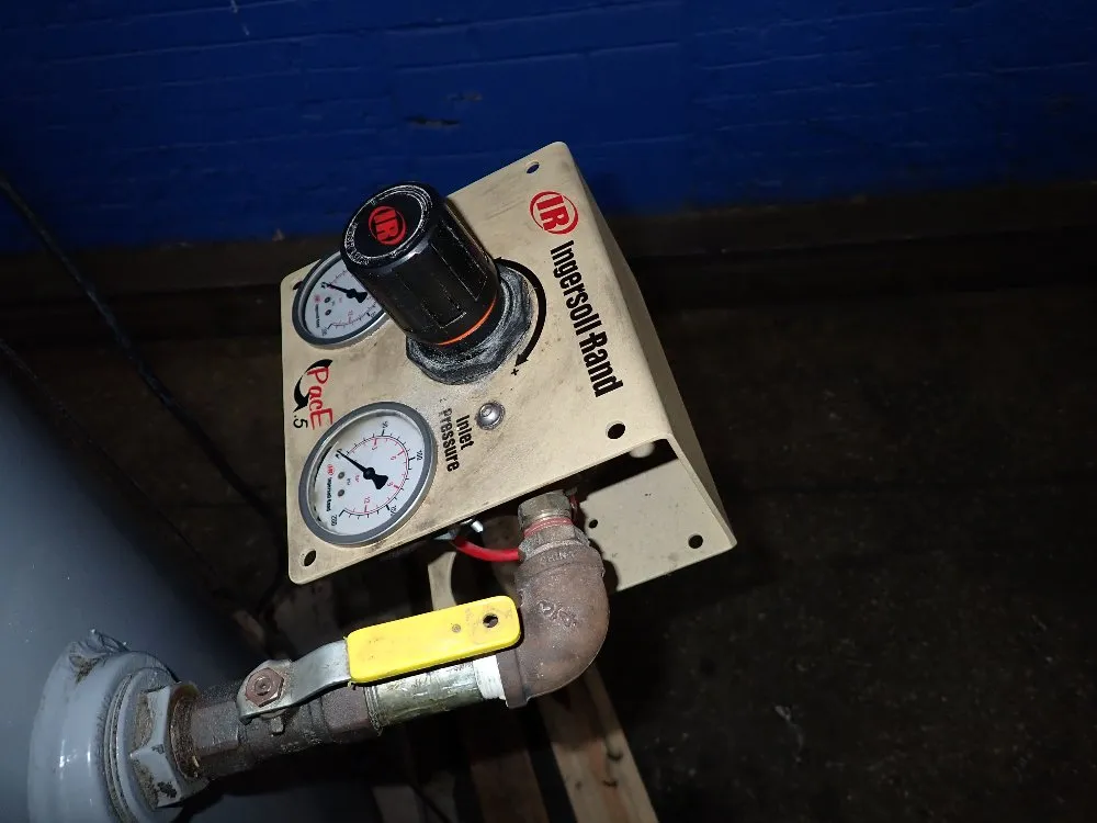 Ingersoll Rand T30 Air Compressor