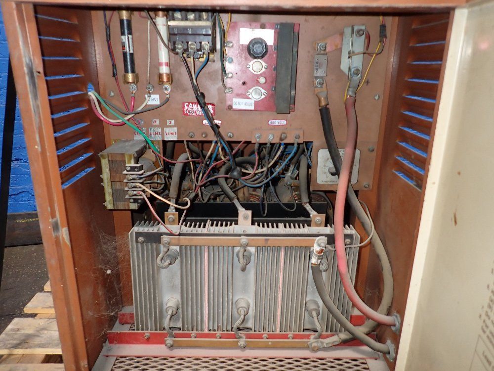Berggibson Multicell Battery Charger