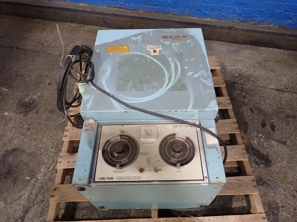Blue M Oven