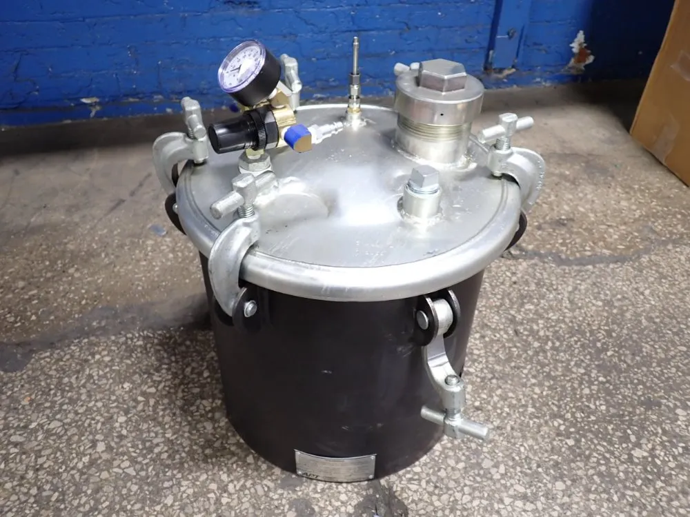 PRESSURE POT