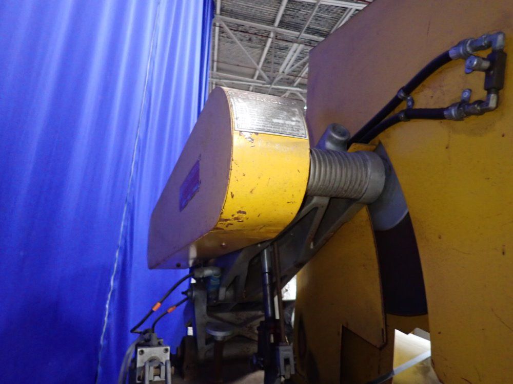 Everett Industries Saw