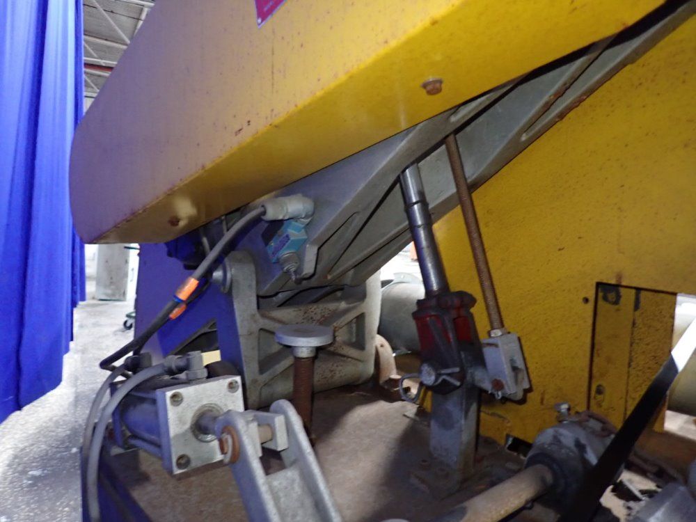 Everett Industries Saw