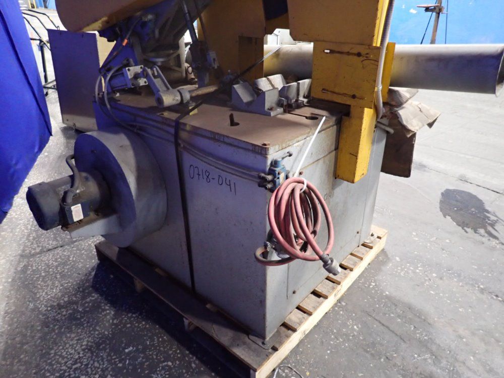 Everett Industries Saw