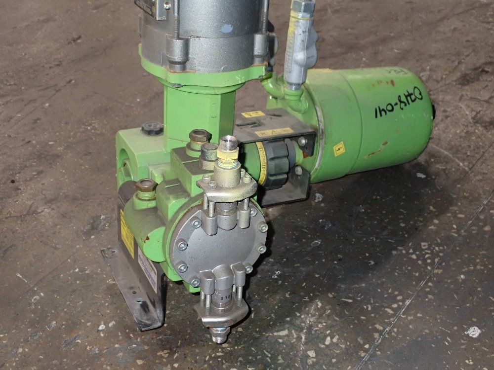 Pulsafeeder Metering Pump