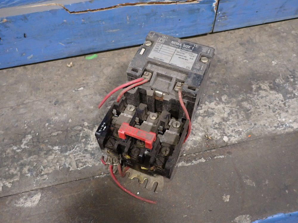 Square D Contactor - Sc03
