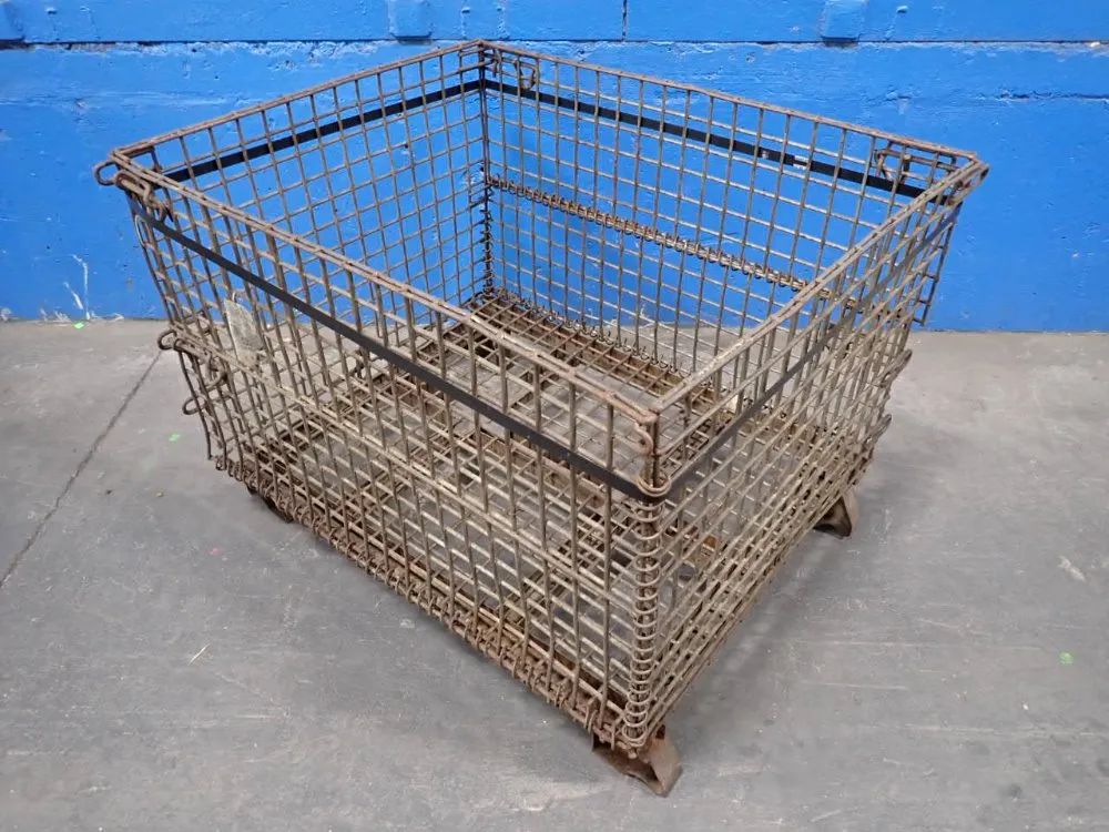 WIRE BASKET