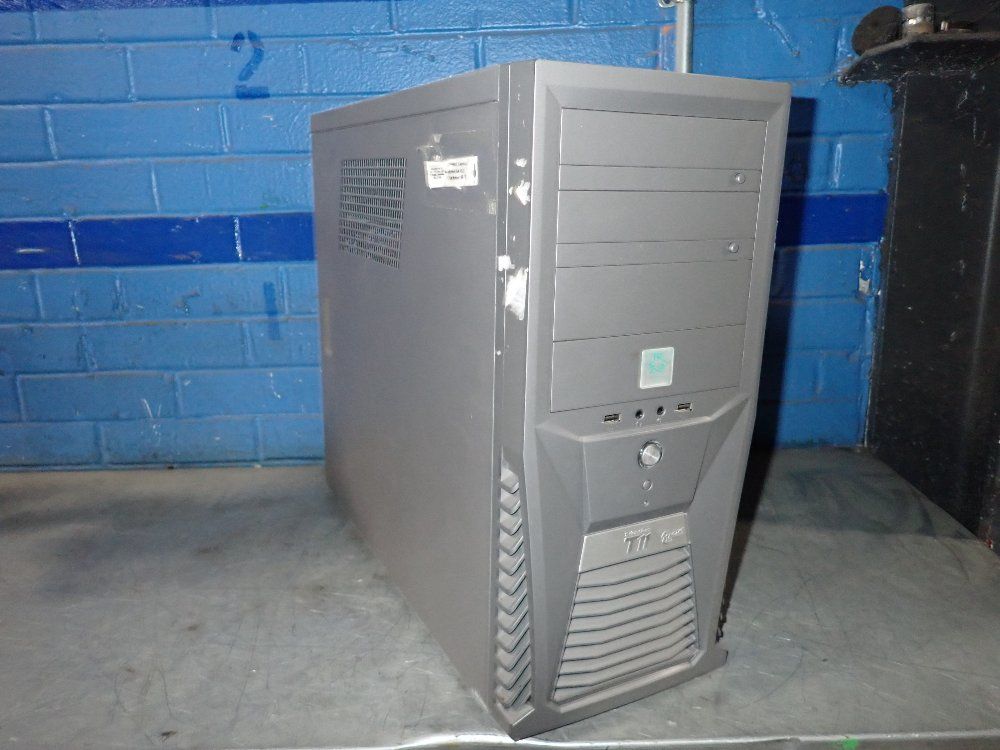 Tri Silentium T11 Computer Tower