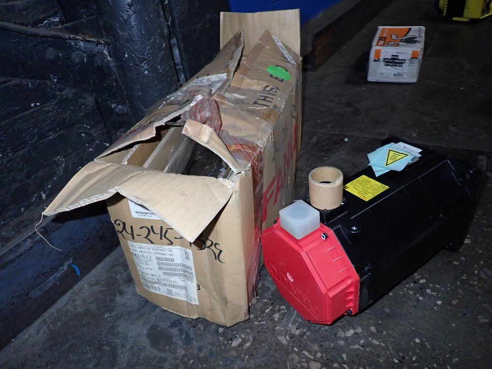 Fanuc 2015 Fanuc A06b-0165-b176 Servo Motor - A06b-0165-b176