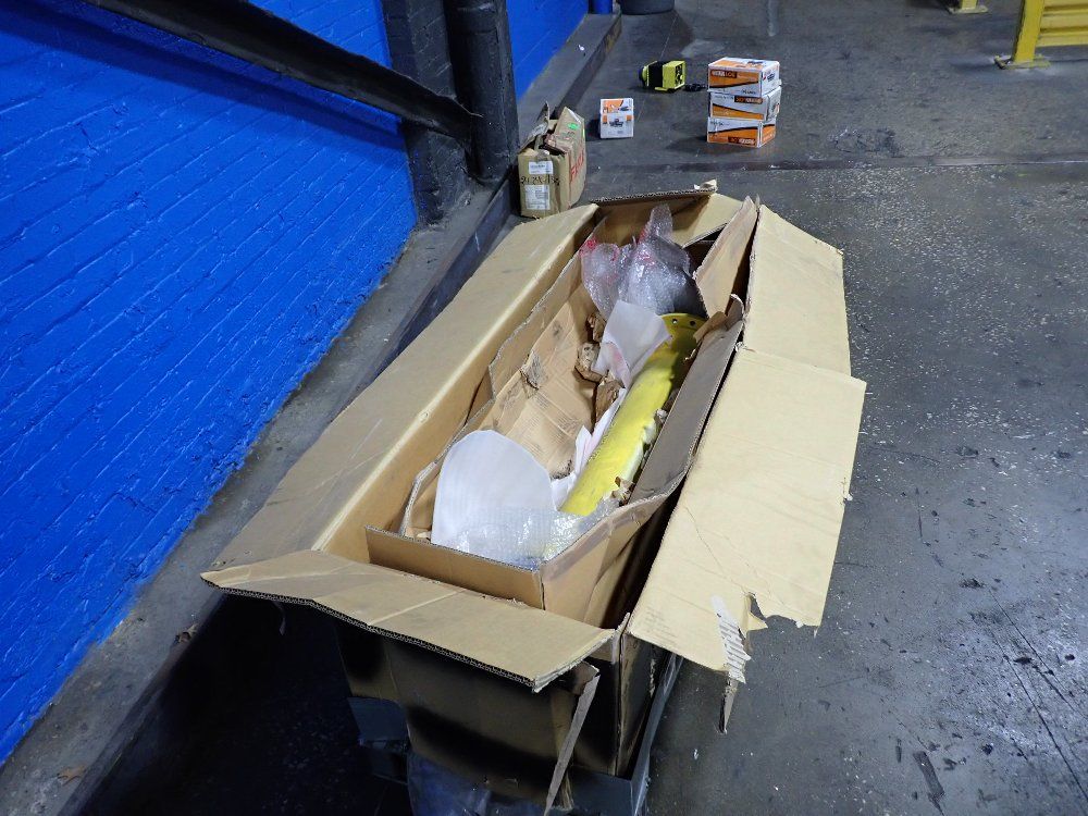 Fanuc Fanuc A2907327x402 Robot Arm