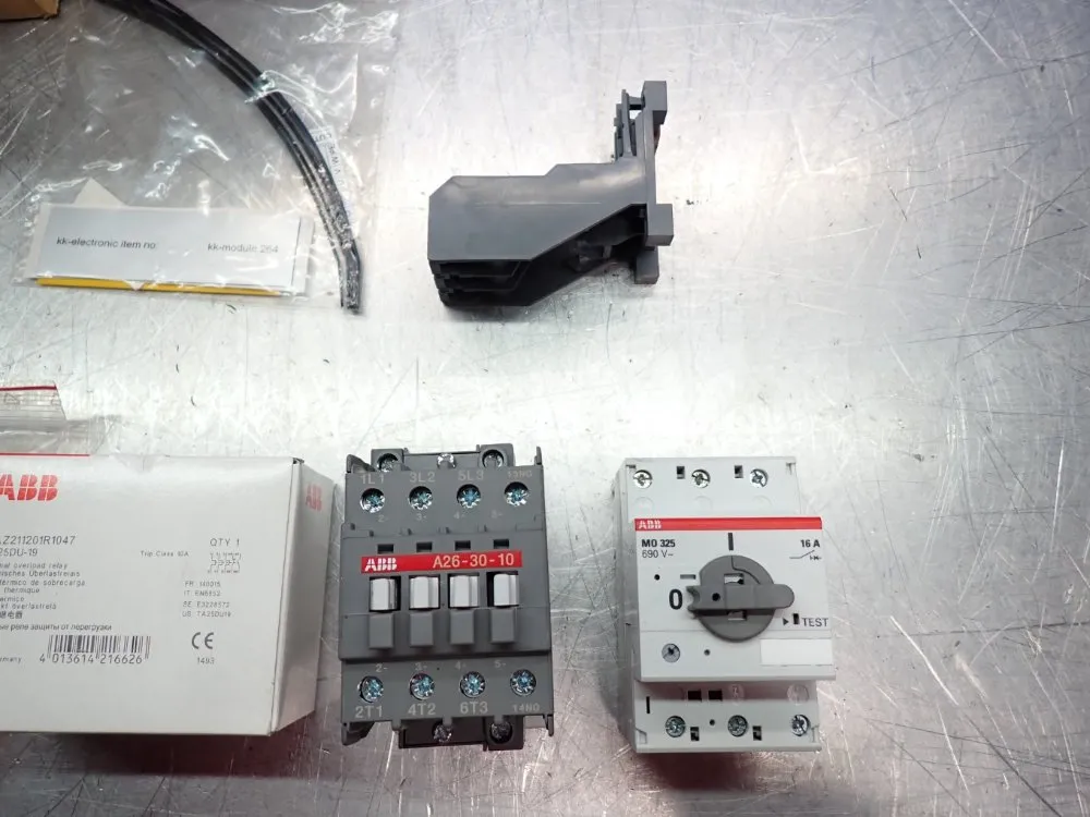 Abb Component Kit Lot Of 6 Plus Abb A26-30, M0325 - 1saz211201r1047