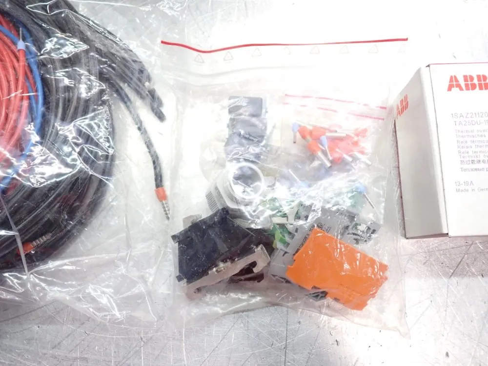 Abb Component Kit Lot Of 6 Plus Abb A26-30, M0325 - 1saz211201r1047