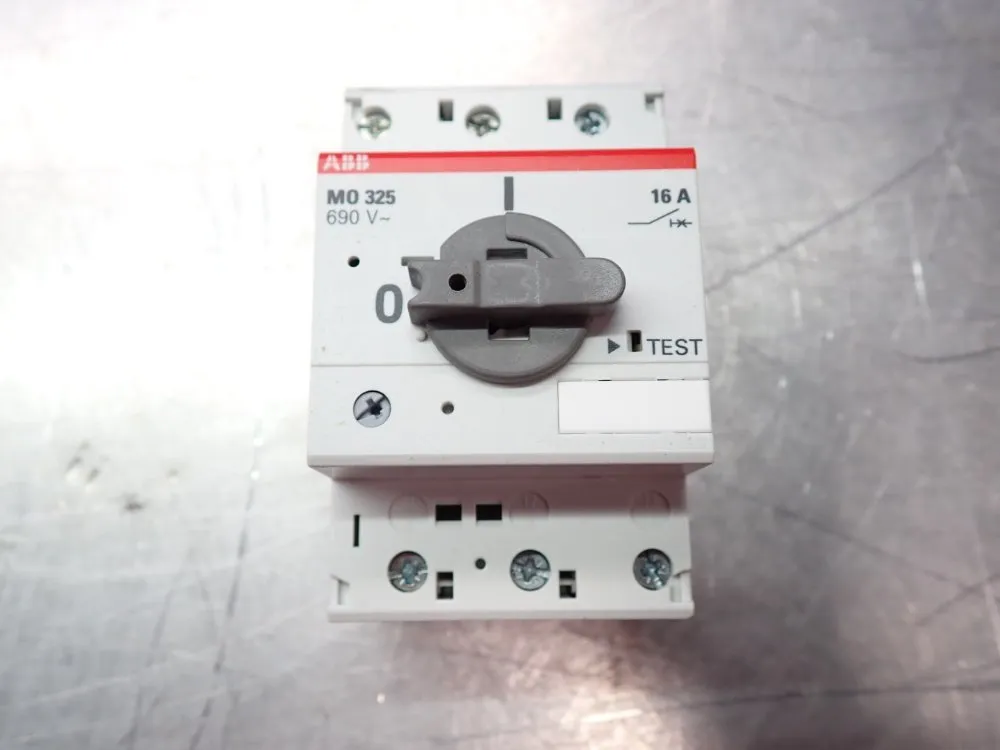 Abb Component Kit Lot Of 6 Plus Abb A26-30, M0325 - 1saz211201r1047