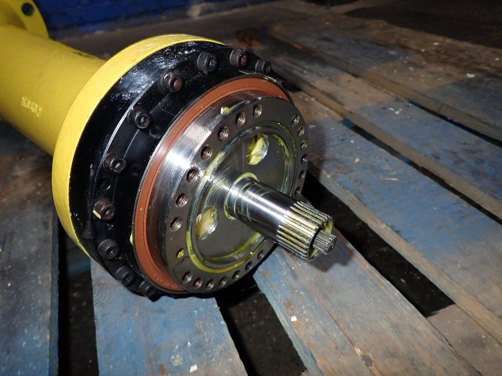 Fanuc Fanuc R1000ia 80f Robot Arm