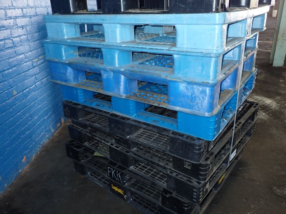 Plastic Skids/pallets
