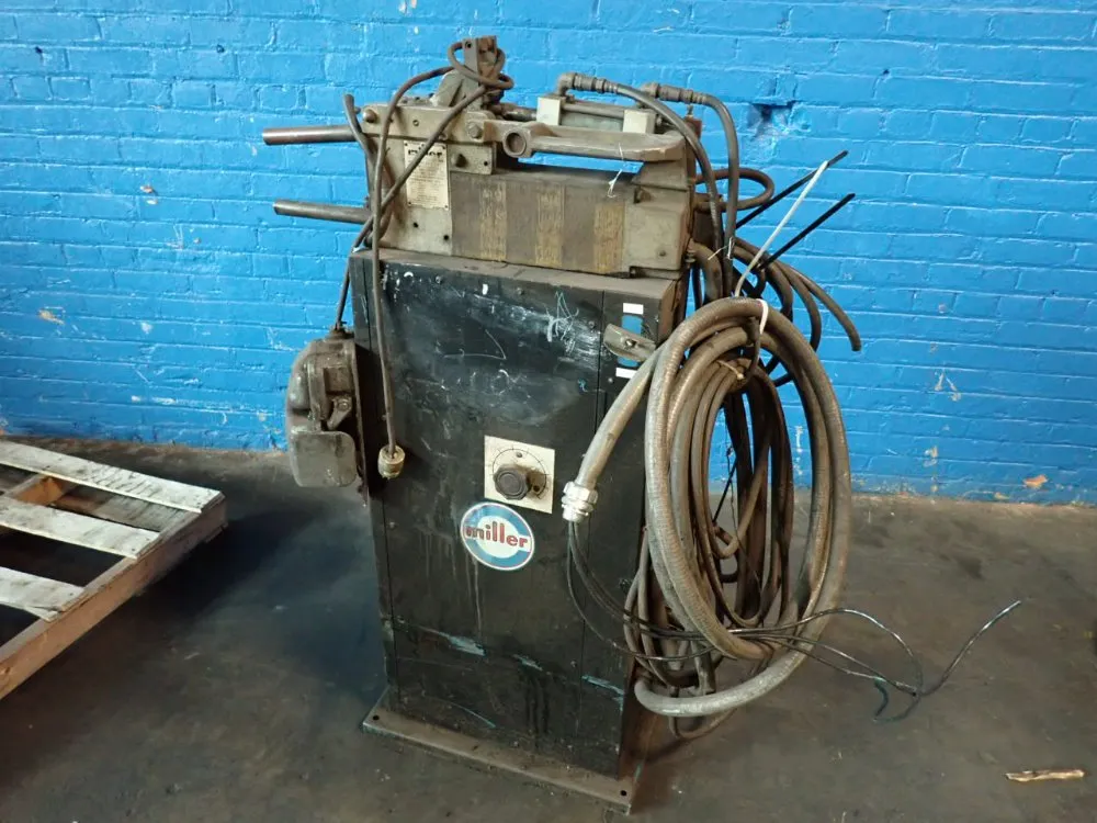 SPOT WELDER