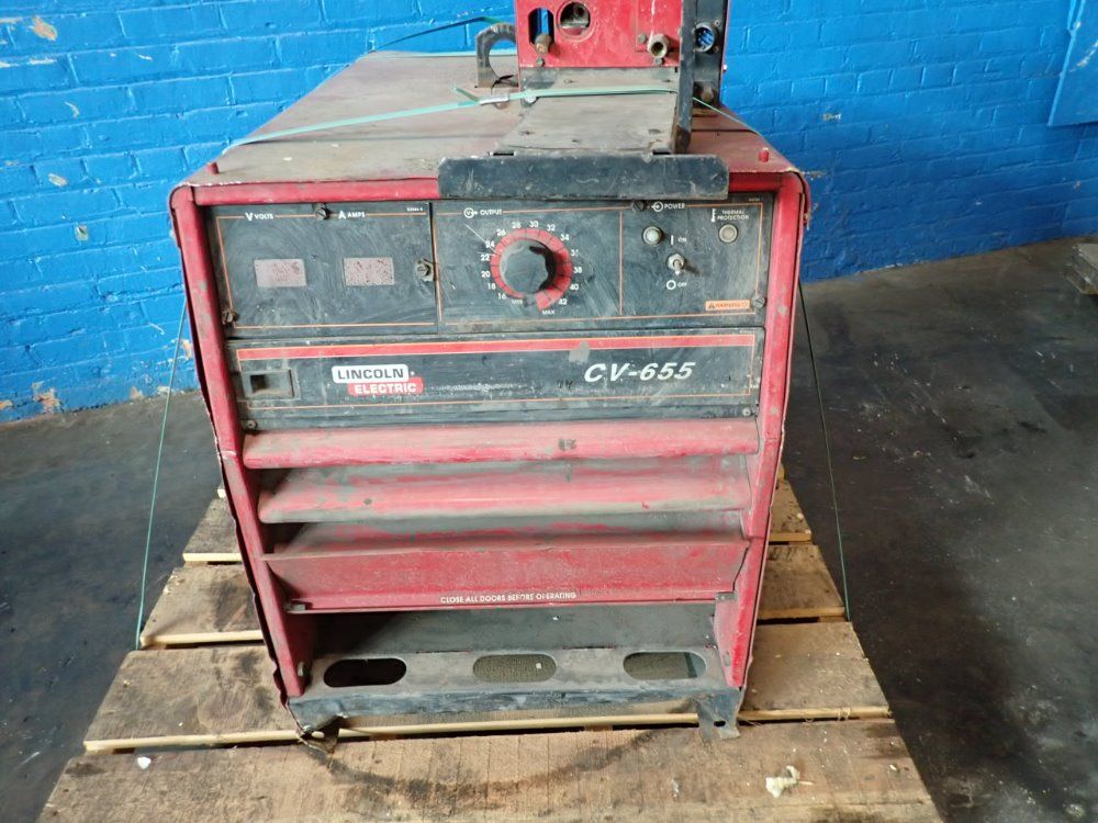 Lincoln Electric 650 Amps Welder - Cv-655