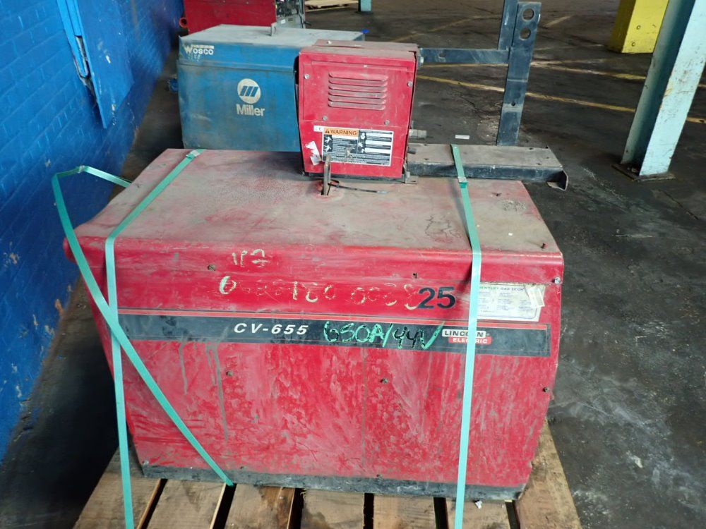 Lincoln Electric 650 Amps Welder - Cv-655