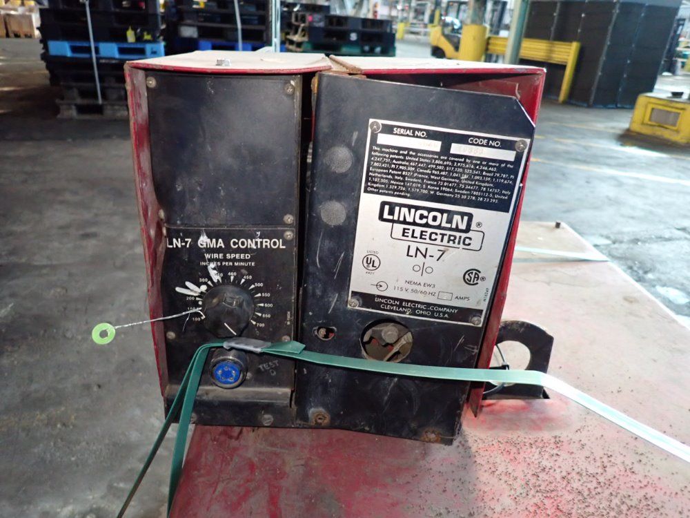 Lincoln Electric 650 Amps Welder - Cv-655