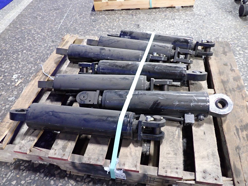  Hydraulic Cylinders