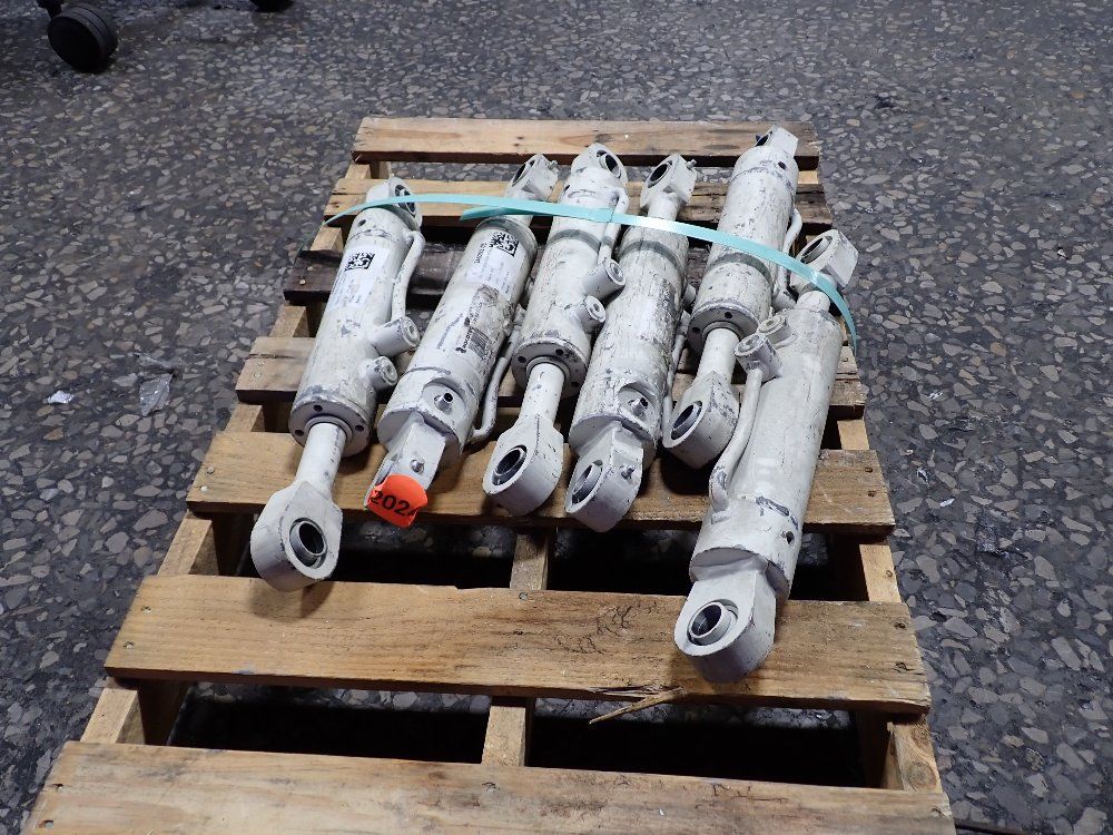  Hydraulic Cylinders