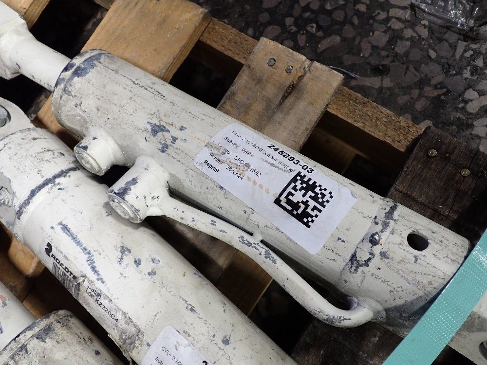  Hydraulic Cylinders