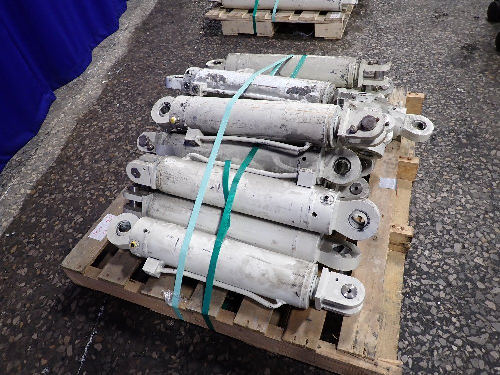  Hydraulic Cylinders