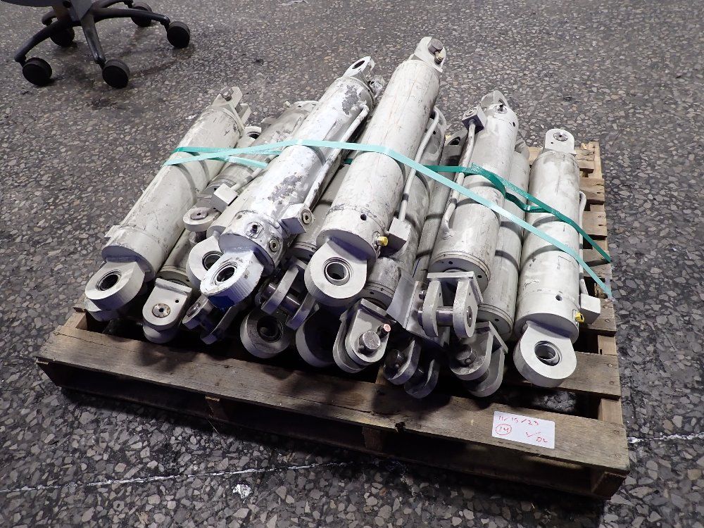  Hydraulic Cylinders