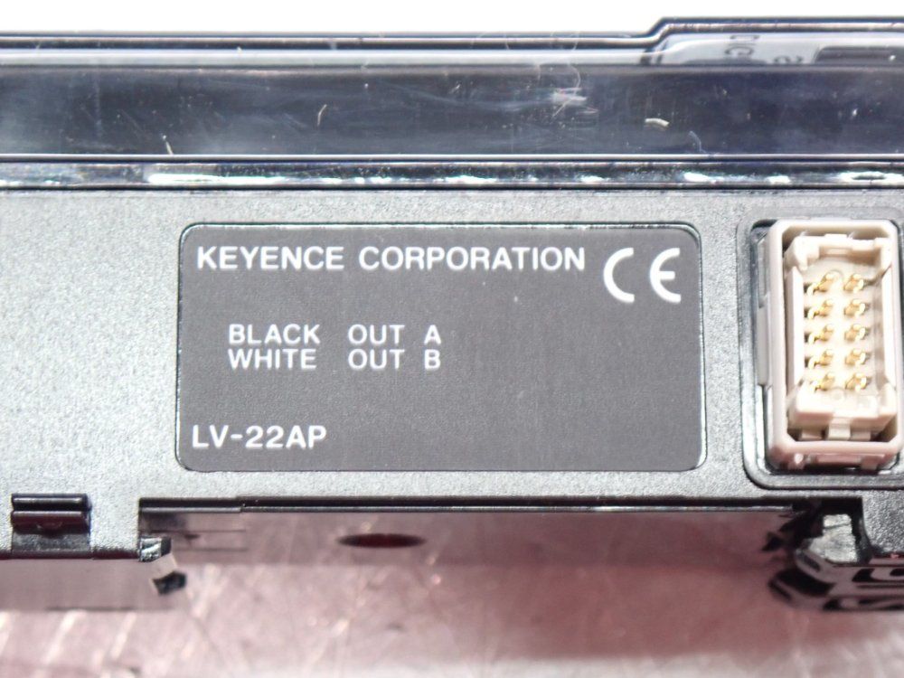 Keyence Photoelectric Digital Laser Amplifier Sensor - Lv-22ap