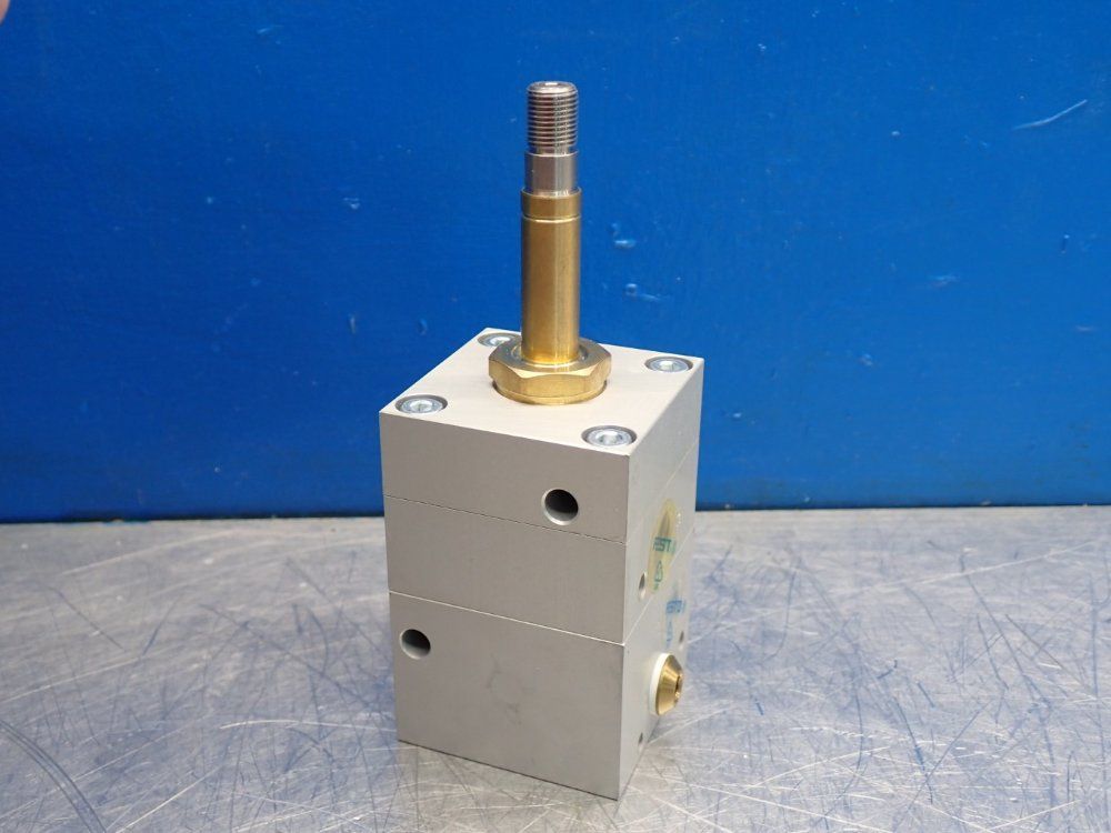 Festo Solenoid Valve Moch 3-1/4 - 2210