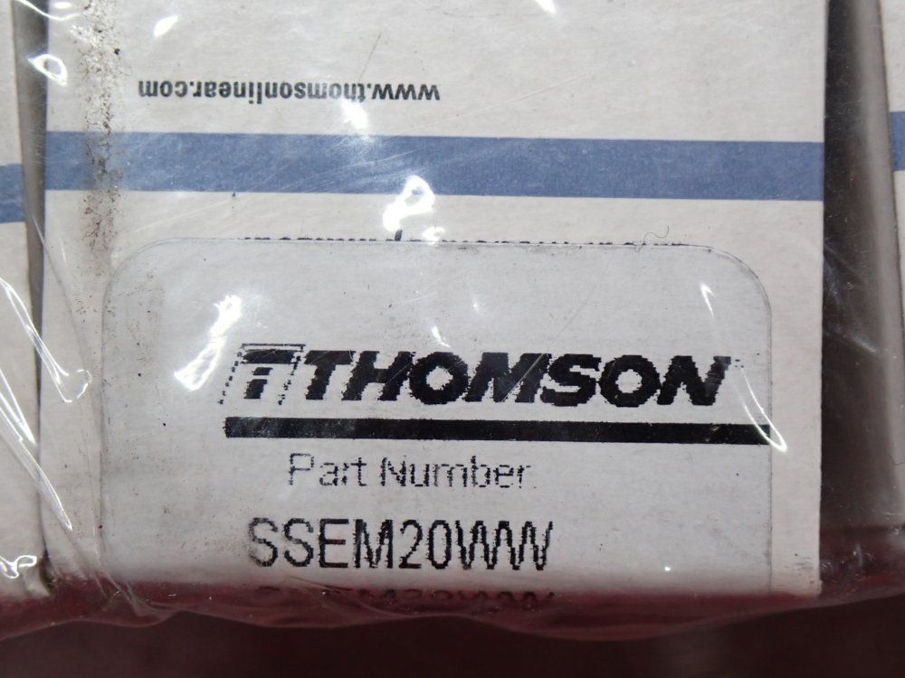 Thomson  Linear Ball Bearings 1 Lot Of 10