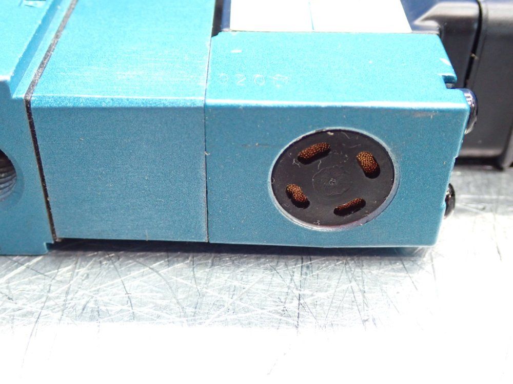 Mac Solenoid Valve - 811c-pm-611ja-152
