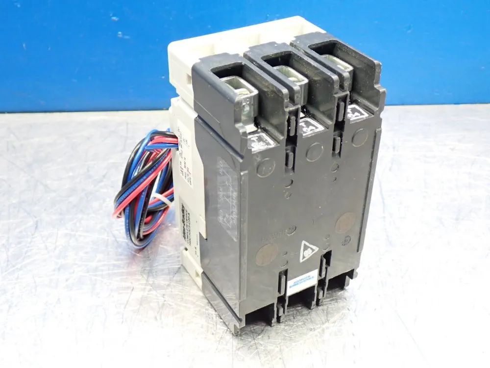Allen Bradley Molded Case Circuit Breaker - 140u-h3c3-c20-a
