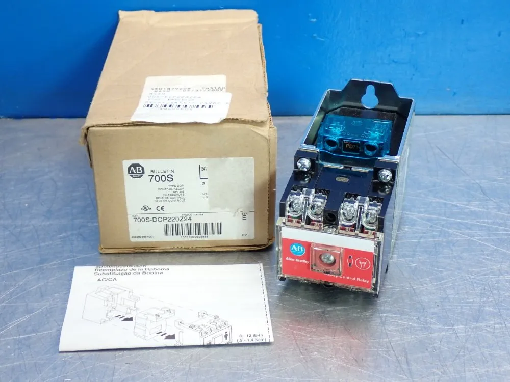 Allen Bradley Safety Control Relay Unit - 700s-dcp220z24