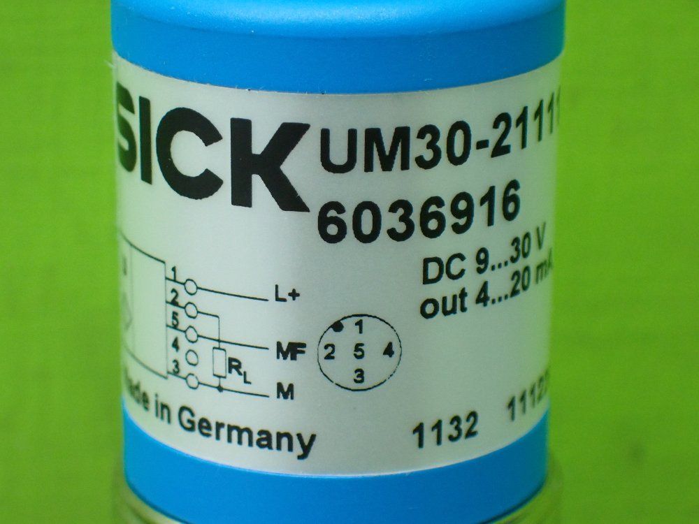 Sick Ultrasonic Distance Sensor. - Um30-211113