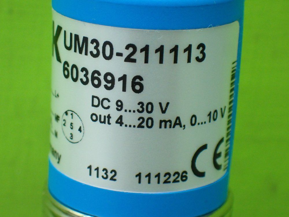 Sick Ultrasonic Distance Sensor. - Um30-211113