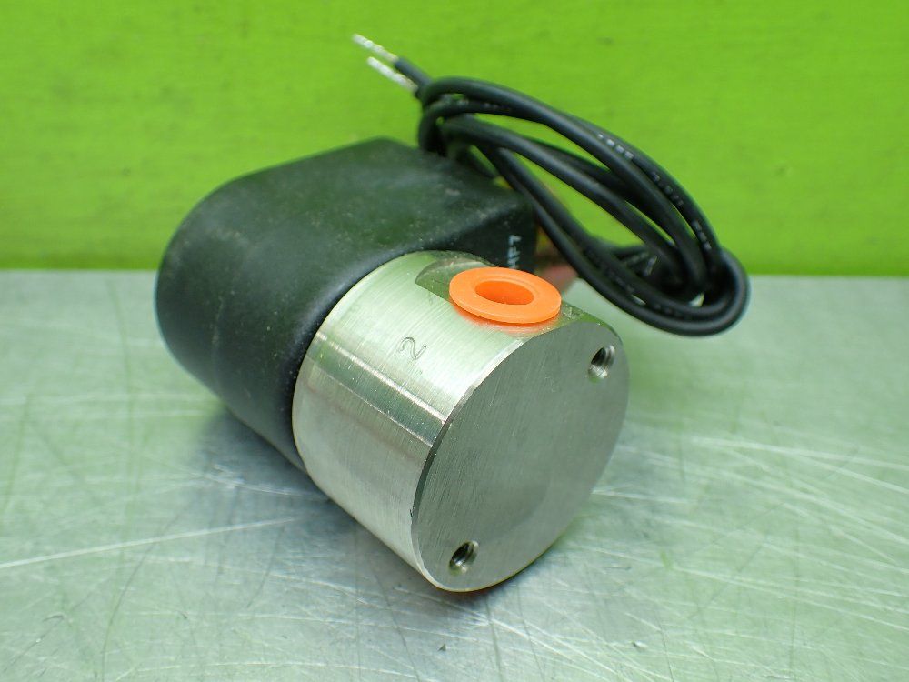 Honeywell 110psi Solenoid Valve. - 71215sn1qn00n0c111p3