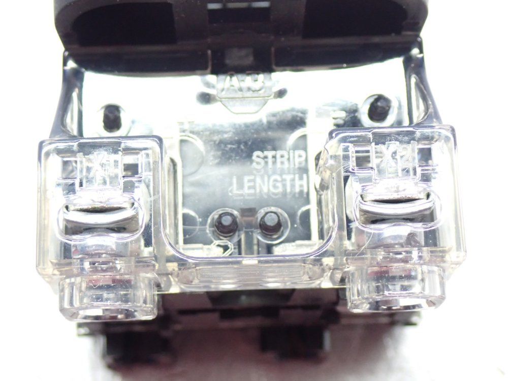 Allen Bradley Illuminated Push Button Green Lens - 800tc-qb24g