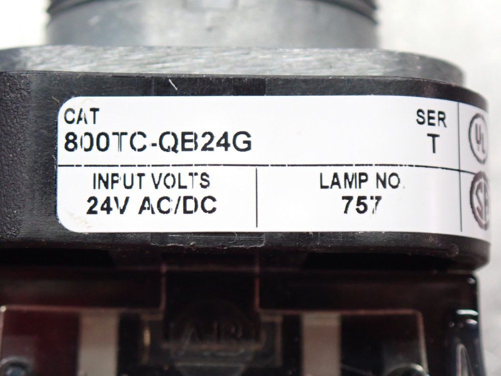 Allen Bradley Illuminated Push Button Green Lens - 800tc-qb24g